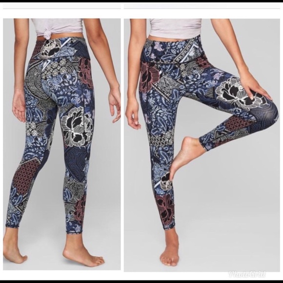 Athleta Patchwork Salutation 7/8 tight Leggings S - Picture 2 of 10